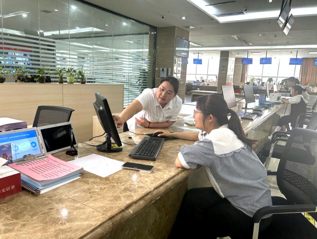 文山包含正规代办中介提取公积金电话的词条